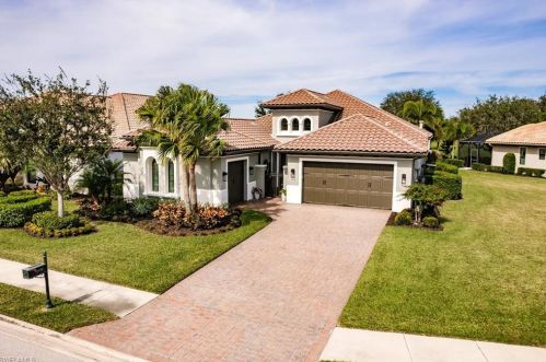 12455 Lockford Ln, Naples, FL 34120-4678