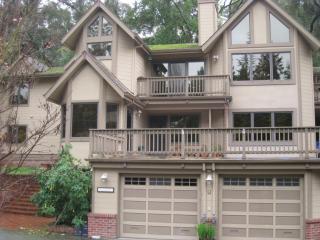 2503 Park Rd, Redwood City CA  94062-3350 exterior