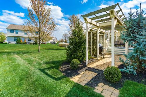 1180 Weeping Willow Ct, Blacklick OH  43004-5013 exterior