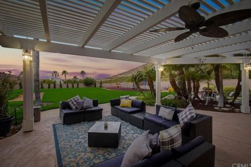 5391 Evening Sky Dr, Simi Valley CA  93063-5744 exterior