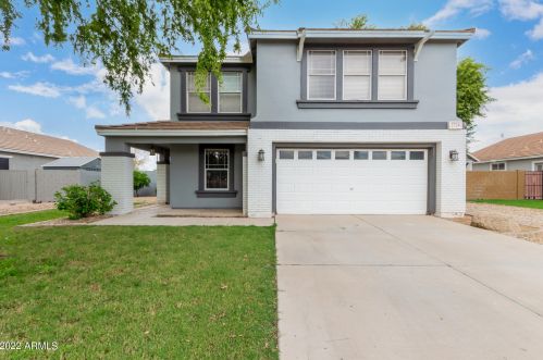 2724 Del Rio St, Gilbert, AZ 85295-9036