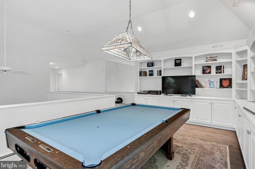 319 Equus Dr, Camp Hill PA  17011-8350 exterior