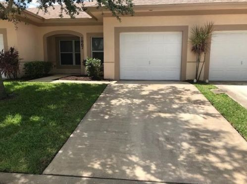 1867 Pelican Dr, Fort Pierce, FL 34982-8041