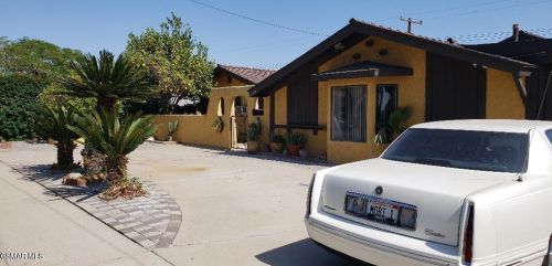 1484 Ahart St, Simi Valley, CA 93065-2043