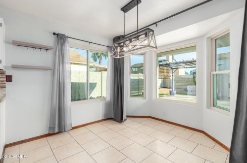 3917 Misty Willow Ln, Glendale AZ  85310-4031 exterior