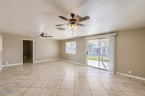 1635 Crescent Ave, Mesa AZ  85202-1923 exterior