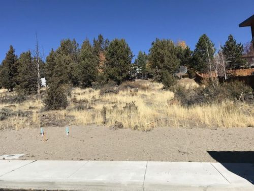 1440 Ogden Ave, Bend OR  97701-1737 exterior
