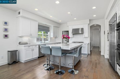5648 Dresslar Cir, Livermore CA  94550-7194 exterior