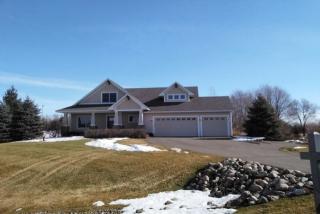 468 Wren Ln, Hudson, WI 54016-7765