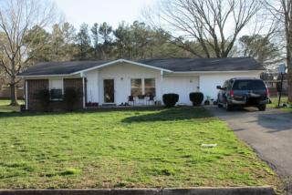 1709 Whippoorwill Dr, Lawrenceburg, TN 38464-4325