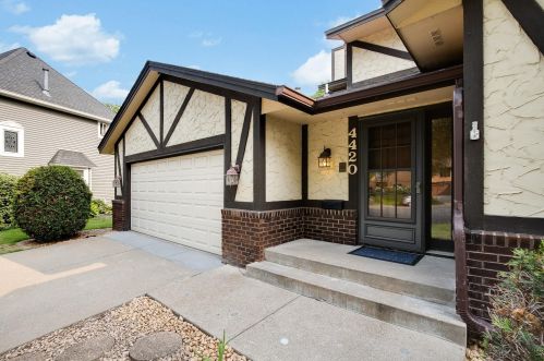 4420 Shoreview Rd, Minneapolis, MN 55422-5504