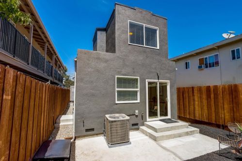 626 Manzanita St, Redwood City CA  94063-2947 exterior