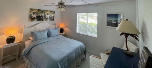 458 12th Ave, Naples FL  34120-6331 exterior