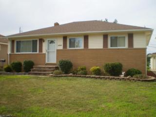 30855 Roosevelt Rd, Willowick, OH 44092-1028
