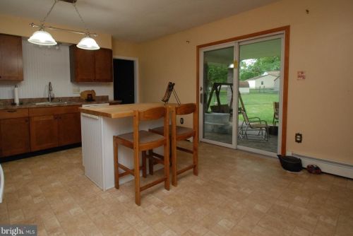 730 Nicholson Ave, Douglassville PA  19518-1569 exterior