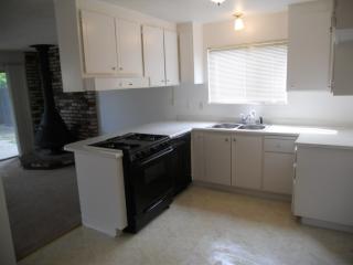 7817 Charmette Way, Sacramento CA  95823-5101 exterior