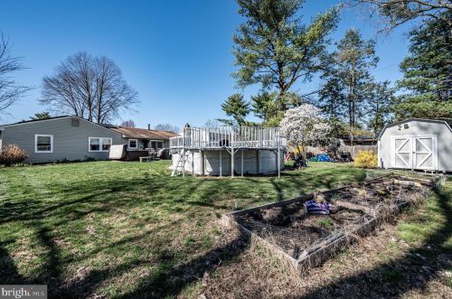 57 Toledo Ln, Willingboro NJ  08046-3743 exterior