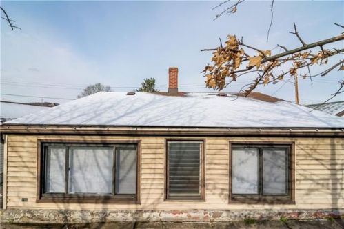 330 Erie Ave, Glassport, PA 15045-1437