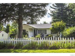 426 Bantam Lake Rd, Litchfield, CT 06750-1705