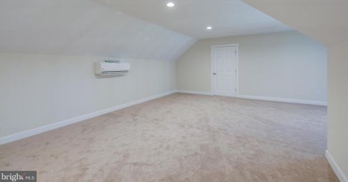 2 Hudson Rd, Laurel DE  19956-3090 exterior