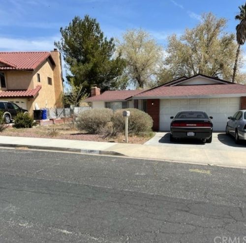 13887 Deauville Dr, Victorville, CA 92395-4938