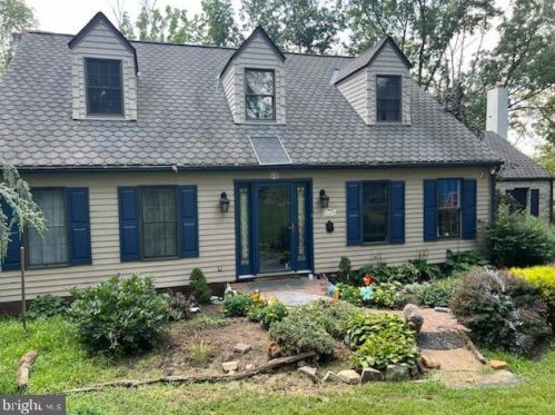 1409 Gravel Pike, Perkiomenville, PA 18074-9779