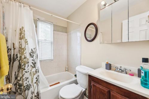 116 33 St, Washington DC 20007-3202 exterior