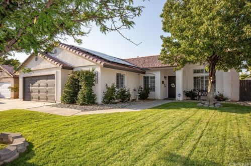 6267 Avenue, Lancaster, CA 93535-7854