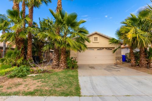 1732 San Tan St, Chandler, AZ 85225-8226