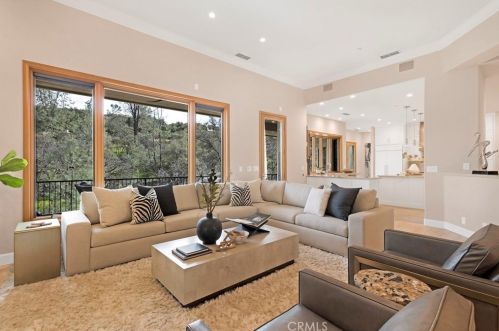 3383 Canyon Oaks Ter, Chico CA  95928-4029 exterior