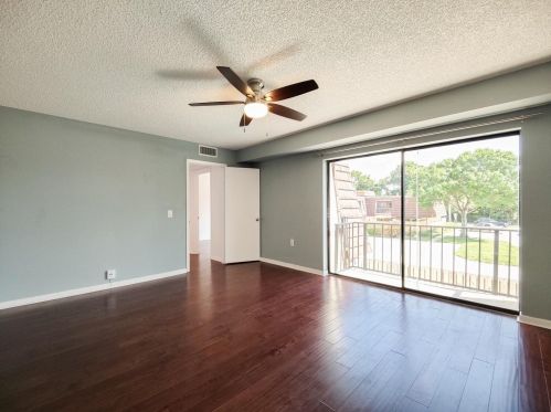 2502 25 Ln, West Palm Beach FL  33418-3572 exterior