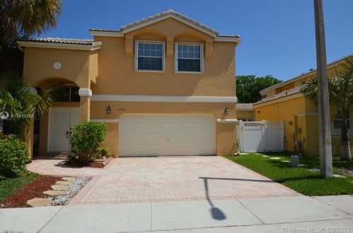 15590 12th Ct, Hollywood FL  33028-1610 exterior