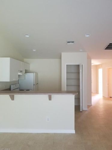 1132 Hightower Ave, Lehigh Acres, FL 33973-2697