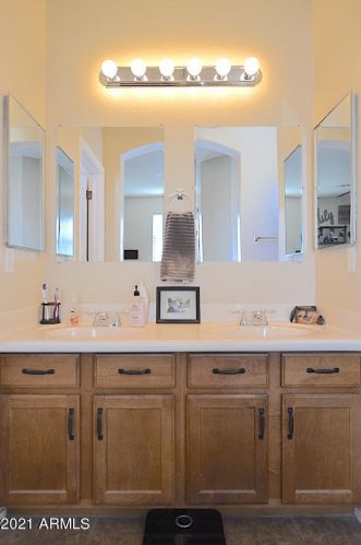 3644 Stampede Dr, Gilbert AZ  85297-3091 exterior