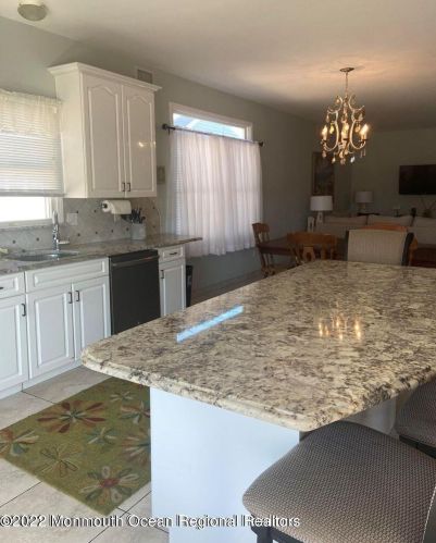 1705-A Grand Central Ave, Lavallette NJ  08735 exterior