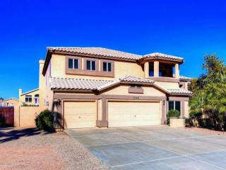 2708 Pegasus St, Gilbert, AZ 85234-3907