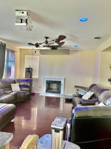 11337 Harmon Hts, Beaumont CA  92223-7404 exterior