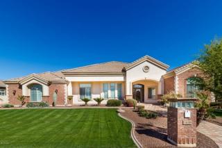 2838 Waterman Ct, Gilbert, AZ 85297-7611