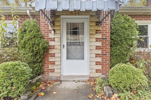 2442 Willowbrook Rd, Pittsburgh, PA 15241-1743