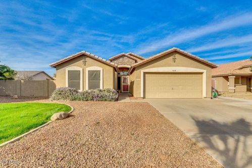 614 Iris Ct, Gilbert, AZ 85296-0922