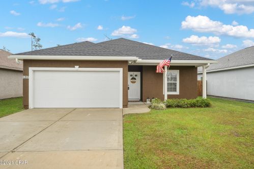 1211 26th St, Lynn Haven, FL 32444-5341