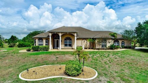 1019 Nimitz Blvd, Lehigh Acres, FL 33974-6604