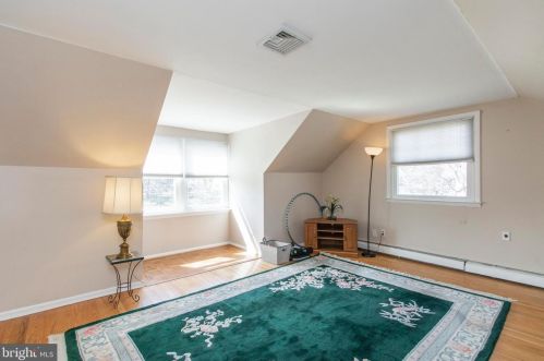 1640 Cavan Dr, Dresher PA  19025-1210 exterior