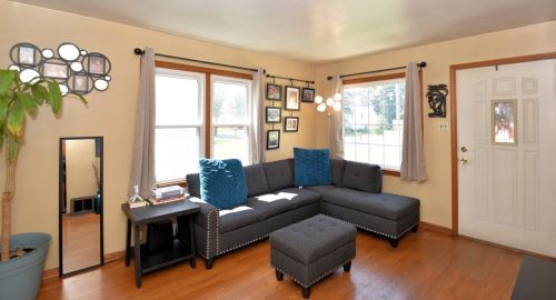 4176 Pennsylvania Ave, Milwaukee, WI 53235-4669