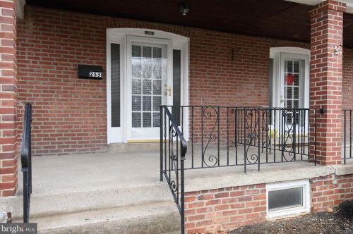 2531 Chestnut Ave, Ardmore PA  19003-3015 exterior