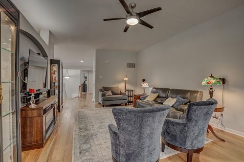 442 Pinnacle Way, Covington KY 41016-1702 exterior