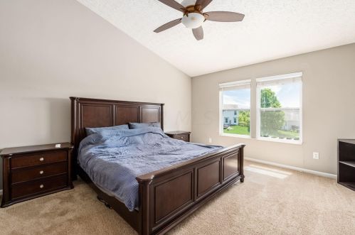 216 Autumn Leaves Way, Johnstown OH  43031-1369 exterior