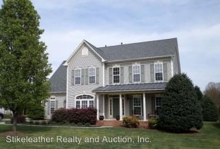 131 Corona Cir, Mooresville NC  28117-4379 exterior