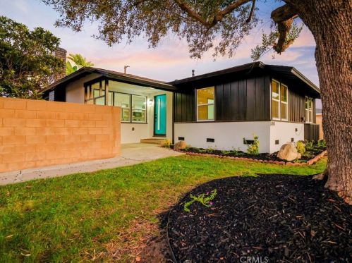12912 Gramercy Pl, Gardena CA  90249-1808 exterior