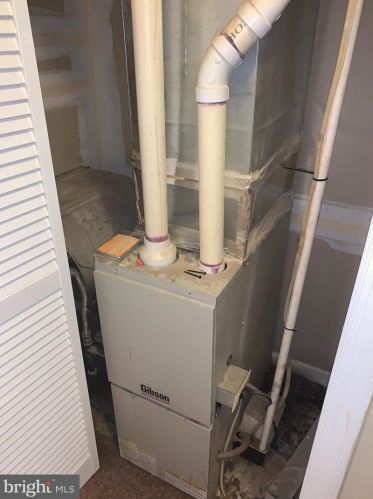 716 State St, Trenton NJ  08618-5417 exterior